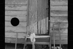 0073_Small child at Wolf Creek Farm