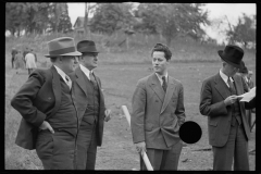 0104_Resettlement officers at opening of Berwyn Project, Maryland