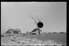 0474_Farmland with house and barn