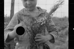 0651_Boy with peanuts  , Wolf Creek , Georgia