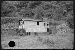 0748_Unemployed miner's shanty home ,West  Virginia