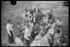 0840_Sunday school picnic,  Jere, West Virginia