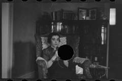 0937_Unknown female , unknown interior