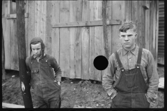 1006__Resettlement clients , near Jackson , Ohio