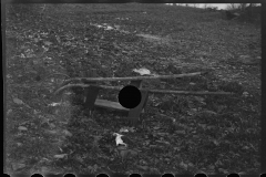 1182_Discarded wheelbarrow or handcart