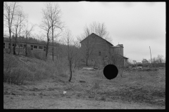 1215_Unidentified large barn structure