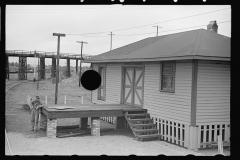 1320_Railroad loading platform , Manchester , Georgia