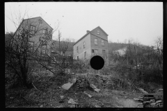 1338_Slum housing , Hamilton County, Ohio