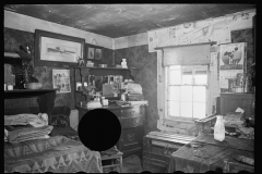 1365_ Traditional interior ,possibly Bound Brook , New Jersey