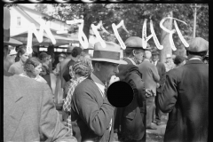 1508_Spectators at the County Fair, Albany Vermont