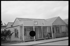 1951_Possibly Speranza Cigar store , Quebec