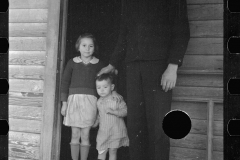 2239_ Louis Lynch and children, Johnston County, North Carolina