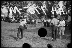 2316_  Mens' horse-shoe throwing competition , the fair, Albany, Vermont.