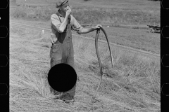 2820_ Sharpening a scythe, Windsor County, Vermont