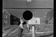 2850_Looking for the mail, McNally Family  Farm, Kirby, Vermont