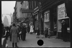 3052_Street_band_on_sidewalk,  New York City