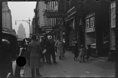 3054_Street_band_on_sidewalk,  , New York City