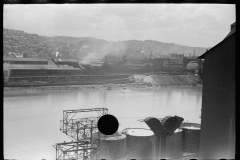 3150_Industrial development along Monongahela River