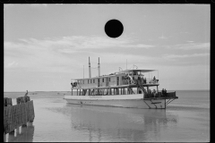 3194_The Florida Keys Ferryboat , Key West , Florida