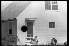 3297_Possibly wife and child of part time farmer , Wabash Farms,