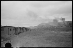 3551_ Shanties by the river ,  Scotts Run, West Virginia