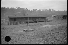 3748_ Shanties by the river. Scotts Run, West Virginia