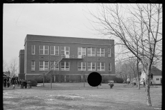 4018_ School at Herrin, Illinois