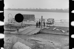 4048_  Ferry crossing , Ohio River