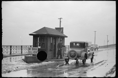 4059_Toll Bridge over Mississippi River