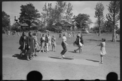 4067_Schoolchildren  skipping