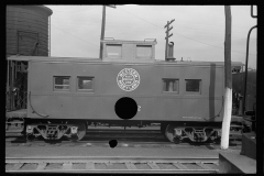 4145_Caboose , railroad yards. Elkins