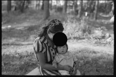 2984_Young American-Indian mother and baby, blueberry camp, Little Fork, Minnesota