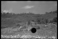 0132_temporary home of squatter, Old Rag, Virginia