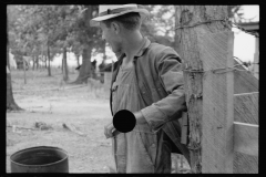 0171_Sharecropper, Wilson cotton plantation, Arkansas