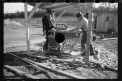 0343_ Building a hut, land clearage, Prince George's County