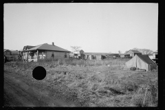 0374_House with  shacks , "Blight house," district Hamilton County
