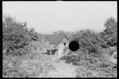 0397_House in considerable disrepair, Garrett County, Maryland