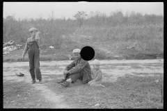 0425_Father on relief ,with family of ten, Brown County, Indiana