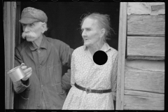 0447_Couple hoping for resettlement, Brown County . Indiana