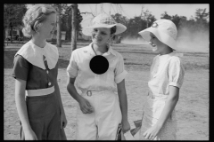 0566_Possibly ladies from  Dyess Colony Project , Mississippi County, Arkansas