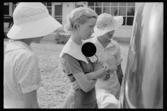 0567_Possibly ladies from  Dyess Colony Project , Mississippi County, Arkansas