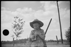 0785_Young strawberry picker , near Lakeland ,Florida