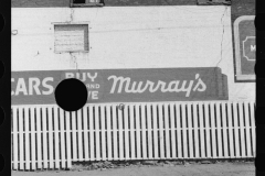 0954_Murray's car sales , Montana