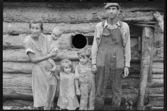 1016_Sharecropper and family , Boone County , Arkansas