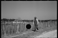 1774_African-American  agricultural  worker probably Gees Bend