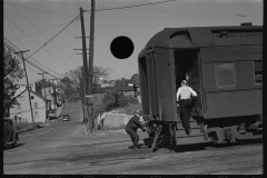 1917_Train boarding , Hagerstown Maryland