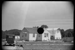 1985_New build bungalow dwelling with large newly build barn ,