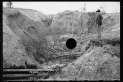 2186_Erosion control on Natchez Trace Project near Lexington, Tennessee