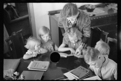 2215_Probably home-schooling , Westmoreland Homesteads,  Pennsylvania.