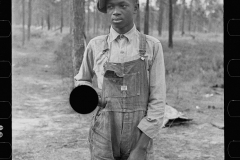 2631_Black-American boy selling pecans by road, near Alma, Georgia